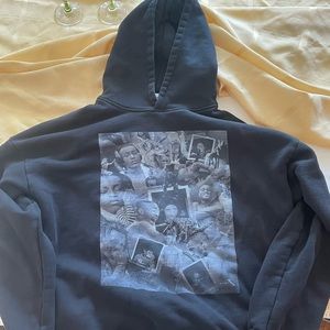 Oversized sweatshirt